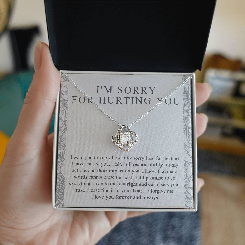 I'm Sorry Love Knot Necklace - Do Everything