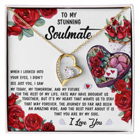 Load image into Gallery viewer, Soulmate Love Necklace - Into Your Eyes
