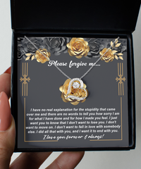 Load image into Gallery viewer, I&#39;m Sorry Heart Necklace - End With You
